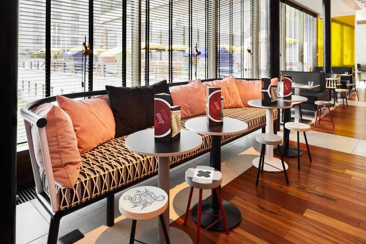 Hotel Mama Shelter Praga