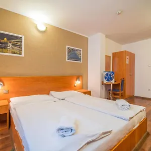 *** Hotel Easy Star Hongarije